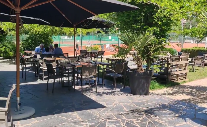 Brasserie B.Sports Brasserie B.Sports
